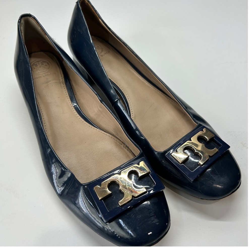 Tory Burch Chelsea Navy Blue Patent Leather Logo‎ Block Heel Pumps Womens 9.5M